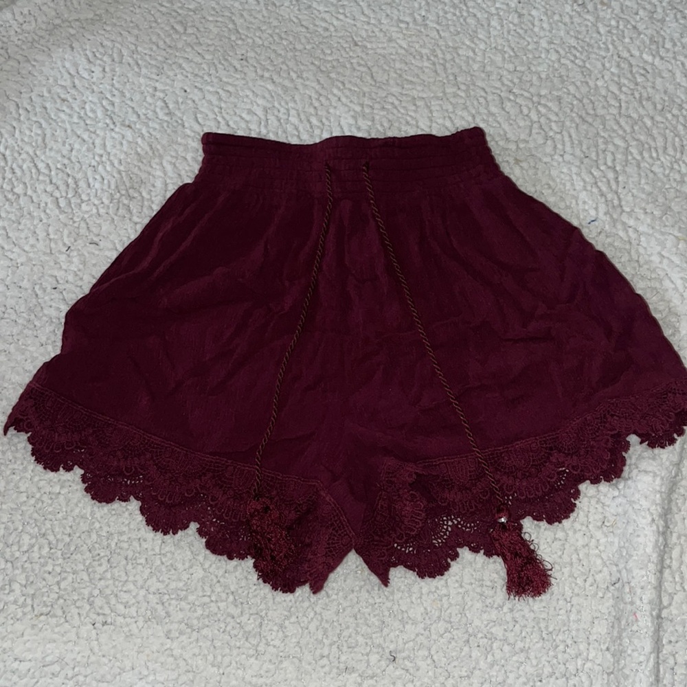 Mudd burgundy shorts. Size: Small